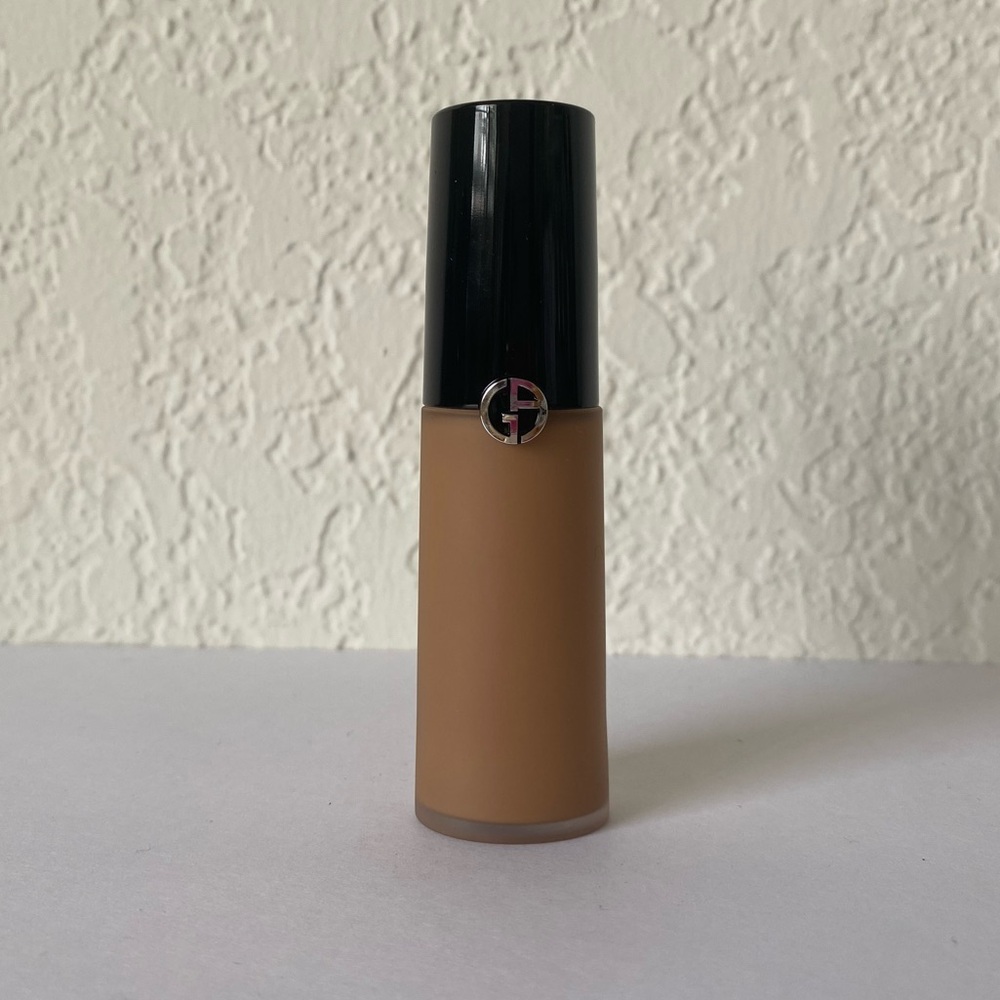 Giorgio Armani Luminous Silk Concealer - Shade 9